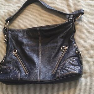 Chic Navy Leather Shoulder Bag